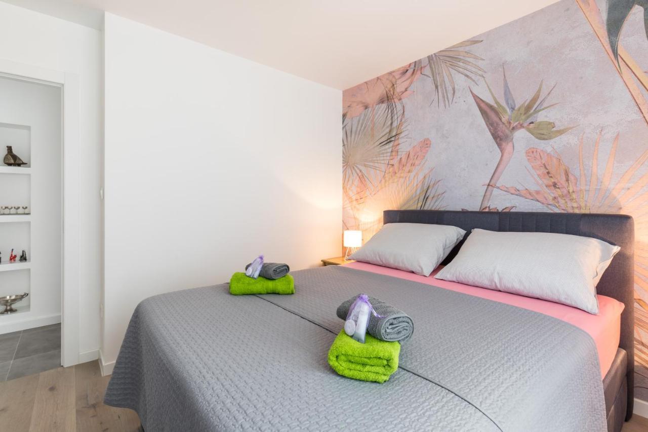 Down Town Apartment Split Extérieur photo