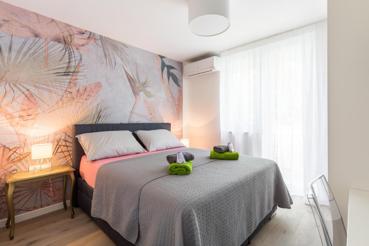 Down Town Apartment Split Extérieur photo