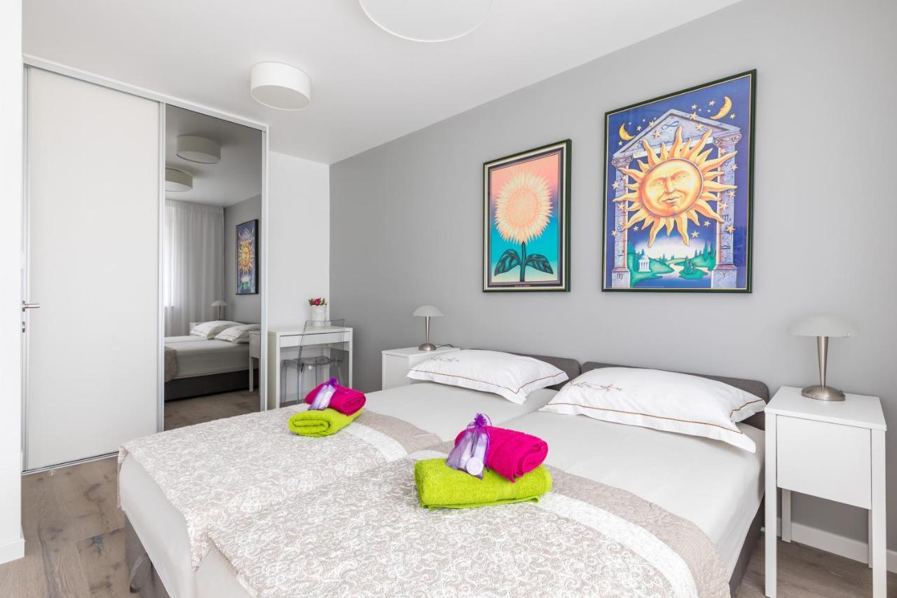 Down Town Apartment Split Extérieur photo